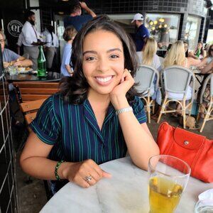 Meet your Posher, Sara